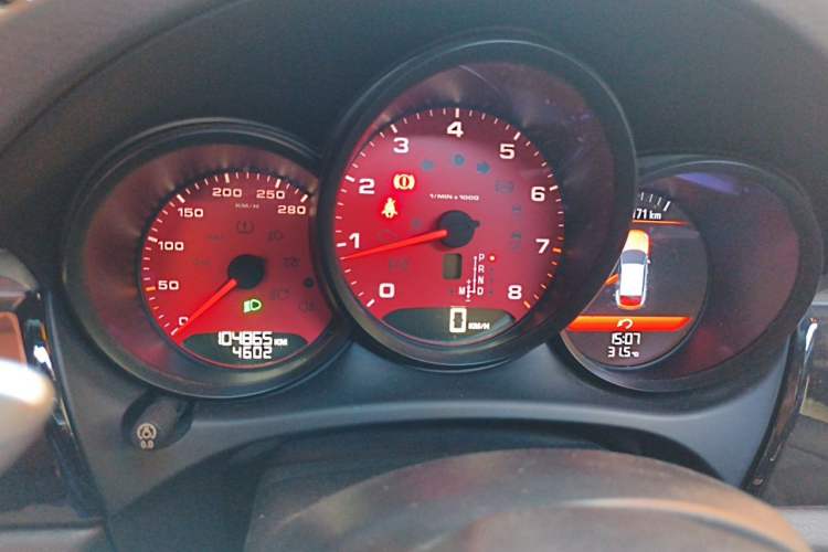 Used Porsche Macan 2014 Macan 2.0T Instrument Cluster