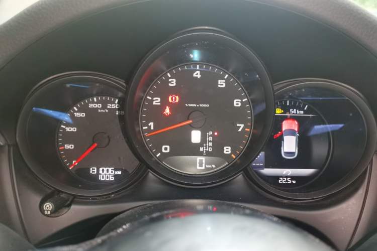 Used Porsche Macan 2014 Macan 2.0T Instrument Cluster