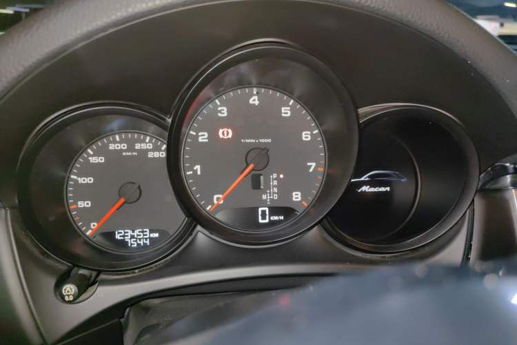 Used Porsche Macan 2014 Macan 2.0T Instrument Cluster