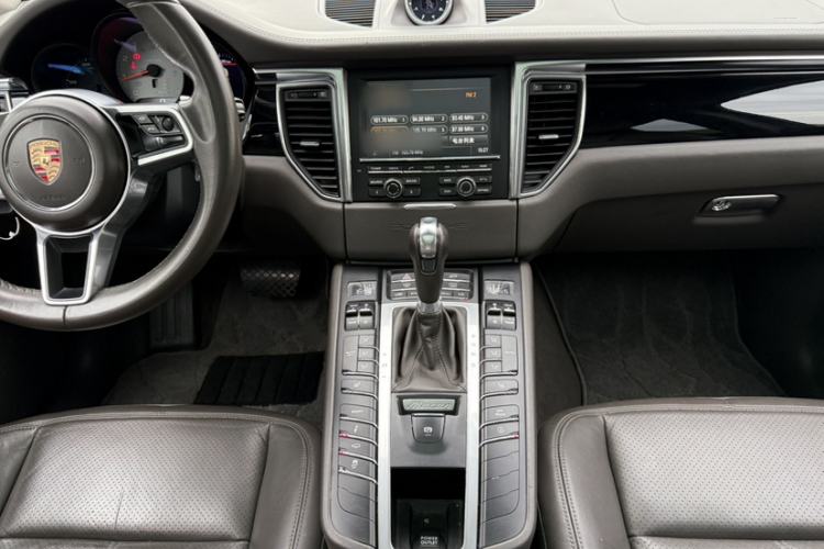 Used Porsche Macan 2014 Macan S 3.0T Interior 1