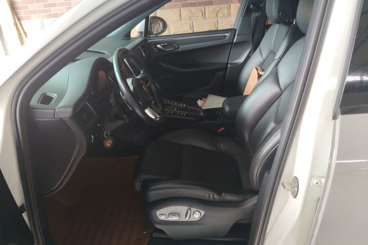 Used Porsche Macan 2014 Macan 2.0T Left Front Seat