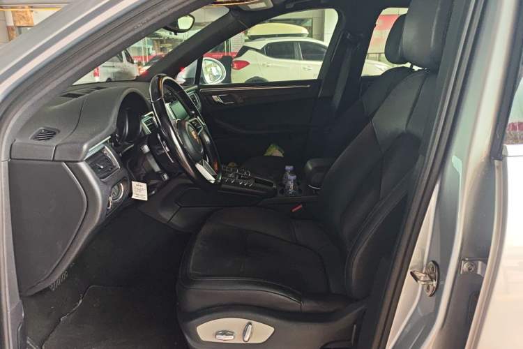 Used Porsche Macan 2014 Macan 2.0T Left Front Seat