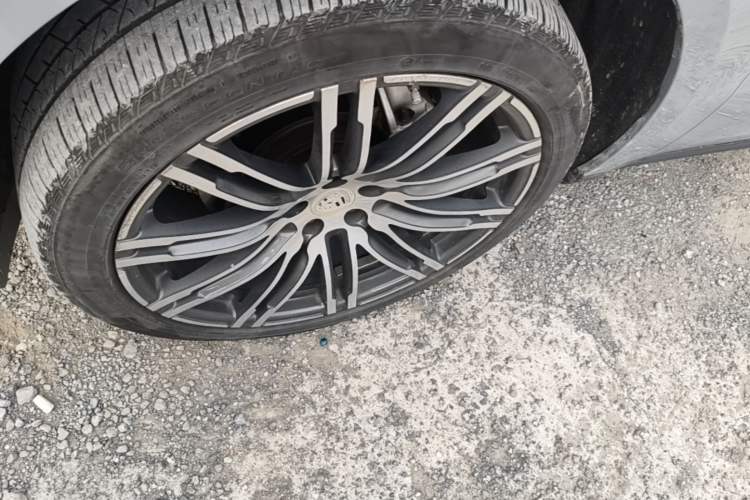 Used Porsche Macan 2014 Macan S 3.0T Left Front Wheel Hub