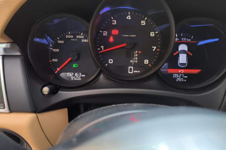 Used Porsche Macan 2014 Macan 2.0T Odometer Close Up
