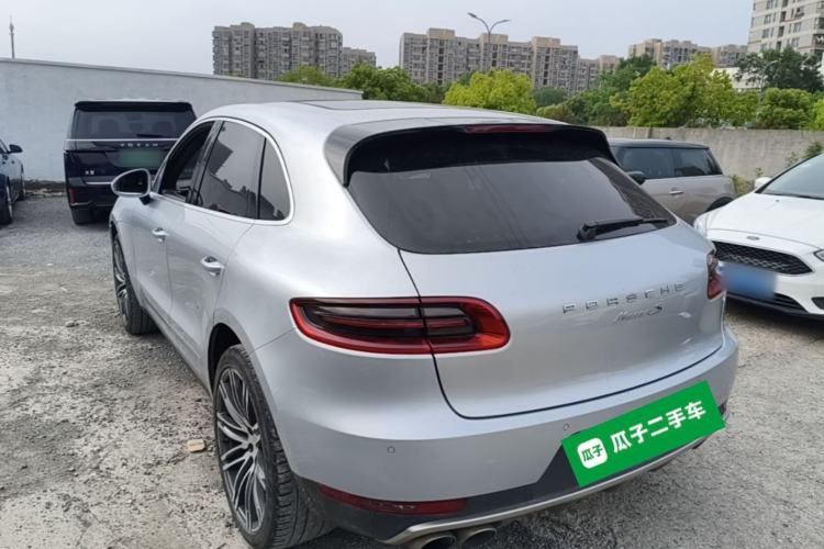 Used Porsche Macan 2014 Macan S 3.0T Rear Left 45 Deg