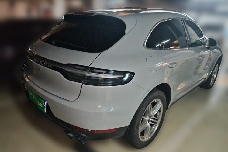 Used Porsche Macan 2014 Macan 2.0T Rear Right 45 Deg