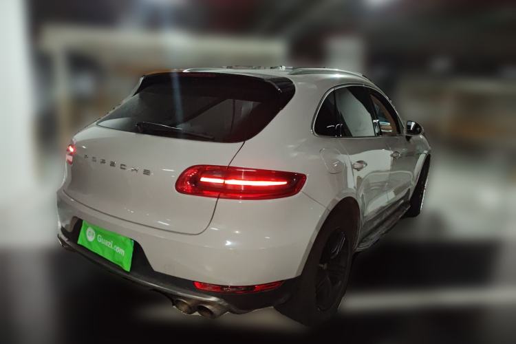 Used Porsche Macan 2014 Macan 2.0T Rear Right 45 Deg