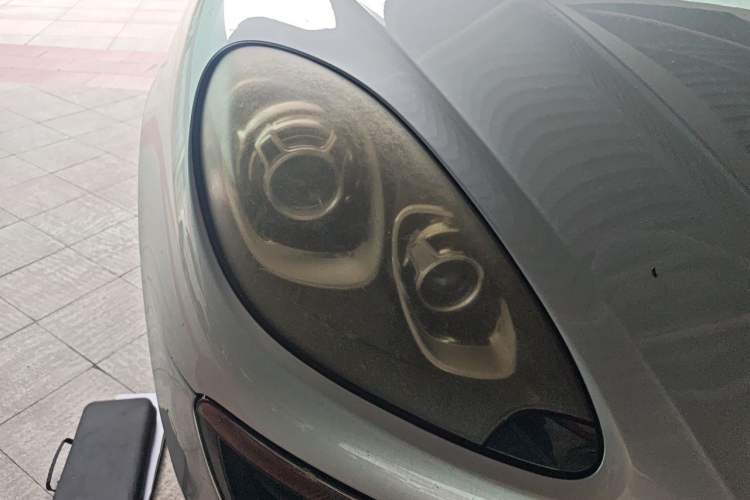 Used Porsche Macan 2014 Macan 2.0T Right Front Headlight
