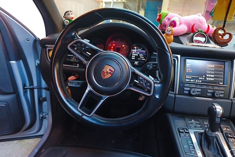 Used Porsche Macan 2014 Macan 2.0T Steering Wheel