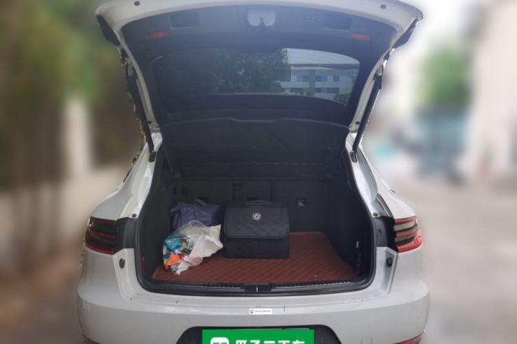 Used Porsche Macan 2014 Macan 2.0T Trunk