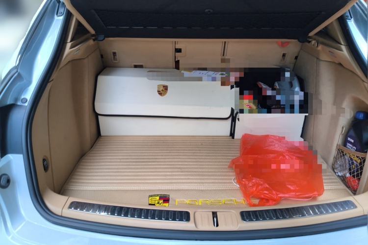 Used Porsche Macan 2014 Macan 2.0T Trunk