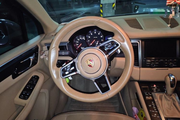 Used Porsche Macan 2014 Macan 2.0T Steering Wheel