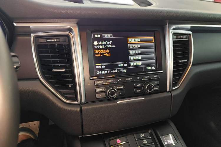 Used Porsche Macan 2014 Macan 2.0T Audio And AC Panel