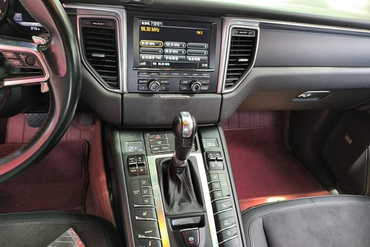 Used Porsche Macan 2014 Macan 2.0T Audio And AC Panel