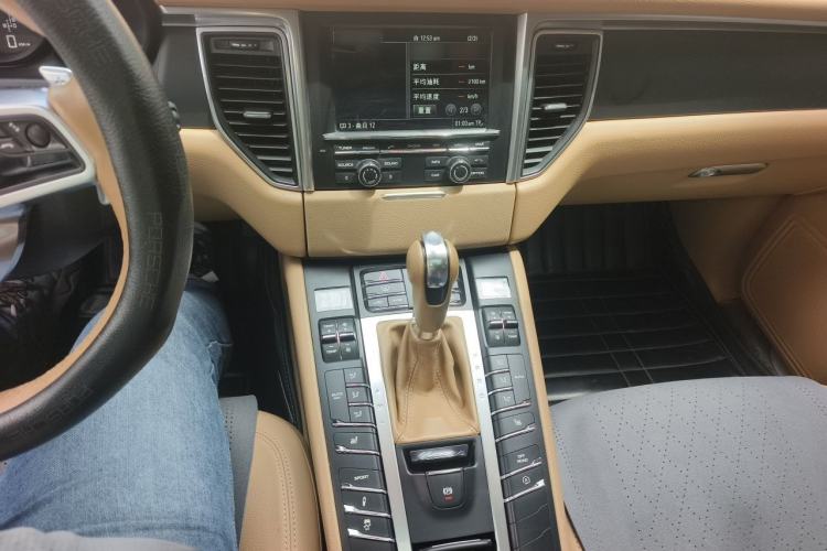 Used Porsche Macan 2014 Macan 2.0T Audio And AC Panel