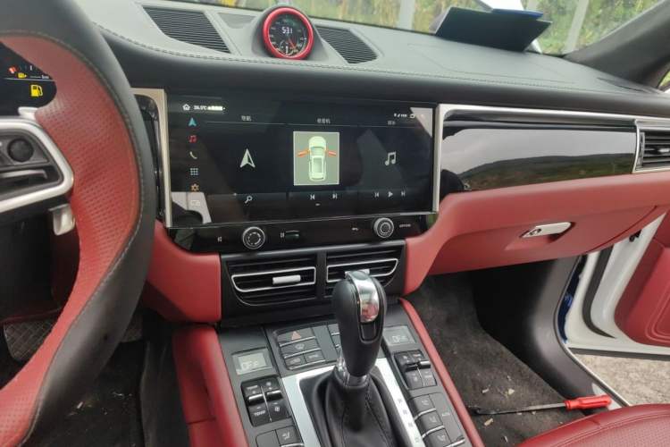 Used Porsche Macan 2014 Macan S 3.0T Audio And AC Panel