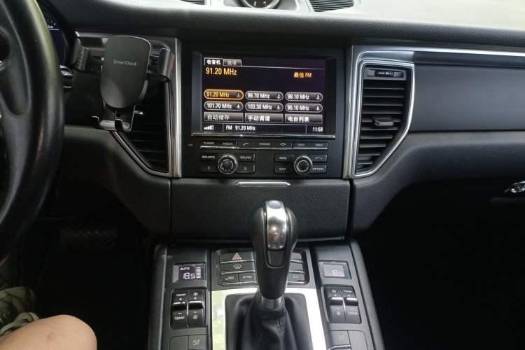 Used Porsche Macan 2014 Macan 2.0T Audio And AC Panel