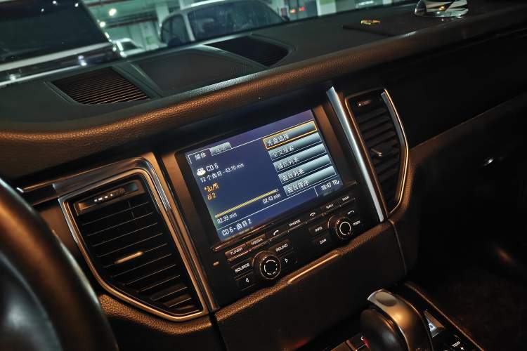 Used Porsche Macan 2014 Macan 2.0T Audio And AC Panel