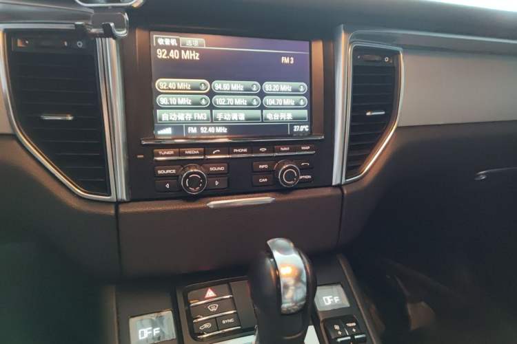 Used Porsche Macan 2014 Macan S 3.0T Audio And AC Panel