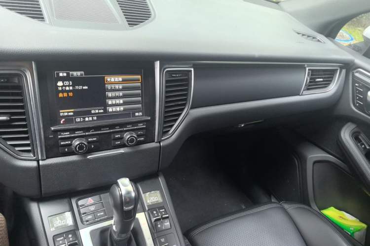 Used Porsche Macan 2014 Macan 2.0T Audio And AC Panel