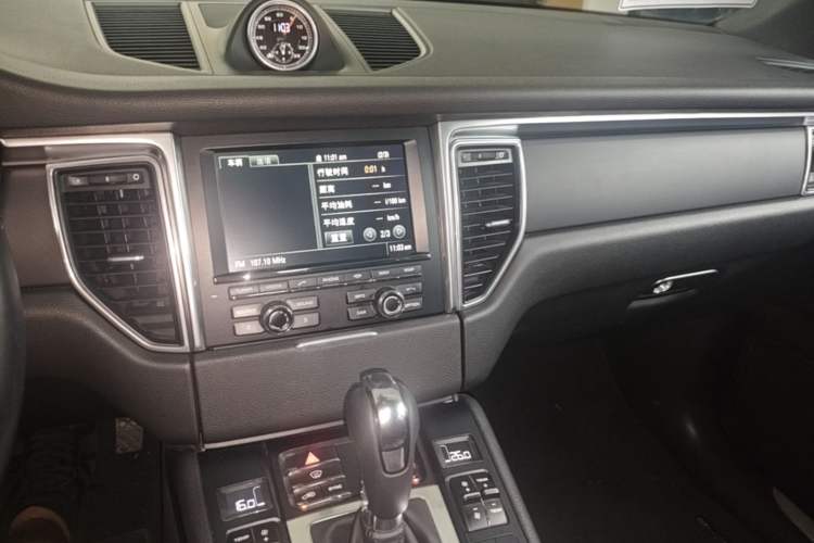 Used Porsche Macan 2014 Macan 2.0T Audio And AC Panel