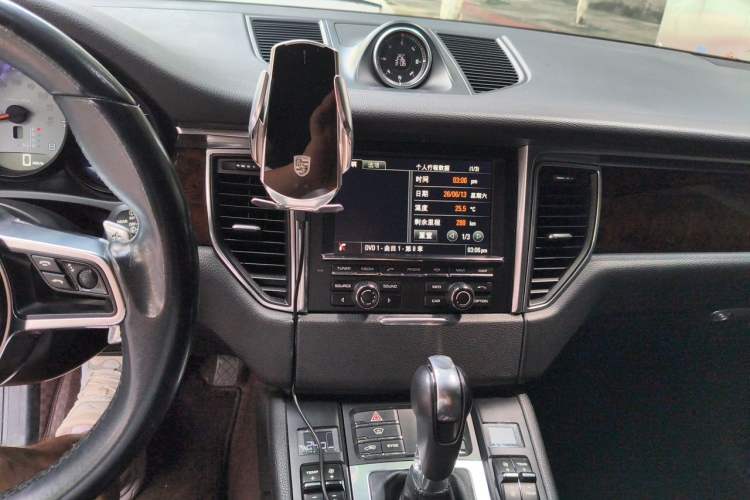 Used Porsche Macan 2014 Macan S 3.0T Audio And AC Panel