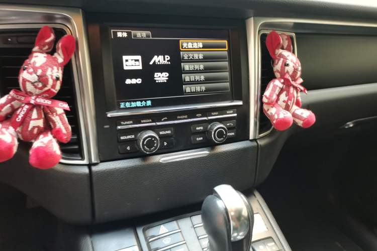 Used Porsche Macan  Audio And AC Panel