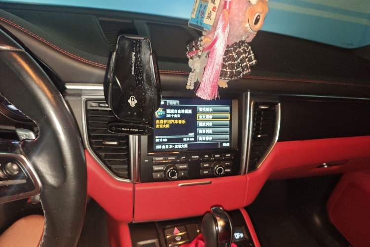 Used Porsche Macan 2014 Macan 2.0T Audio And AC Panel