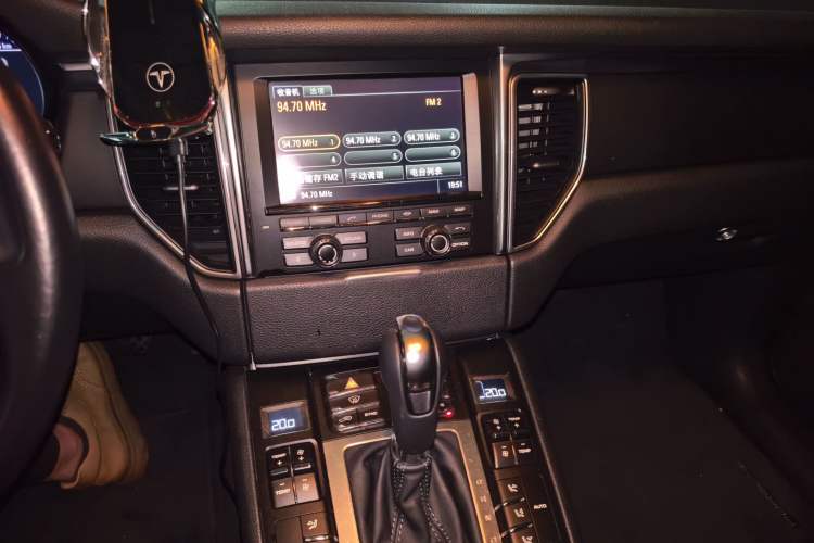 Used Porsche Macan 2014 Macan 2.0T Audio And AC Panel
