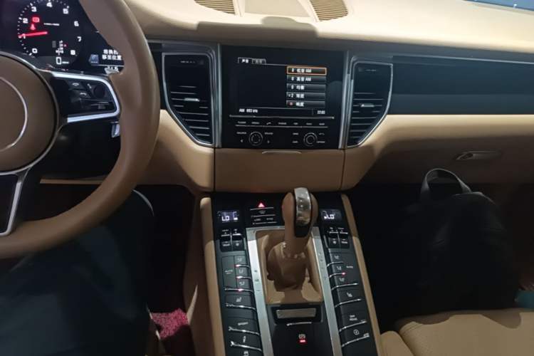 Used Porsche Macan 2014 Macan 2.0T Audio And AC Panel