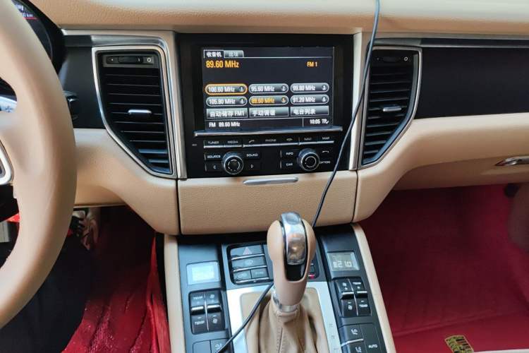 Used Porsche Macan 2014 Macan 2.0T Audio And AC Panel