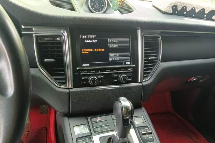 Used Porsche Macan 2014 Macan 2.0T Audio And AC Panel