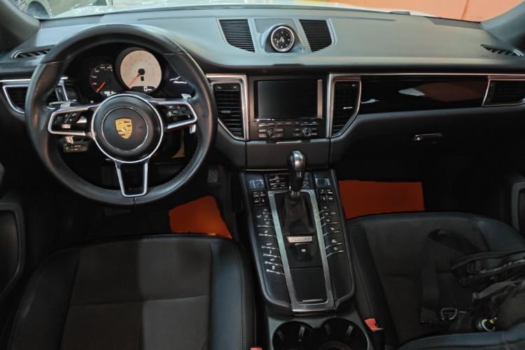 Used Porsche Macan 2014 Macan S 3.0T Center Console