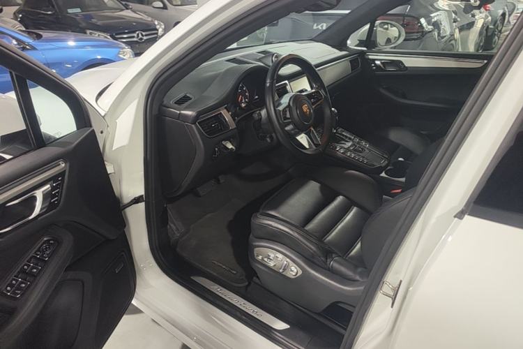 Used Porsche Macan 2014 Macan Turbo 3.6T Driver Seat