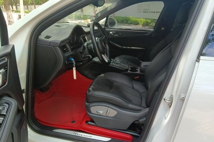 Used Porsche Macan 2014 Macan 2.0T Driver Seat