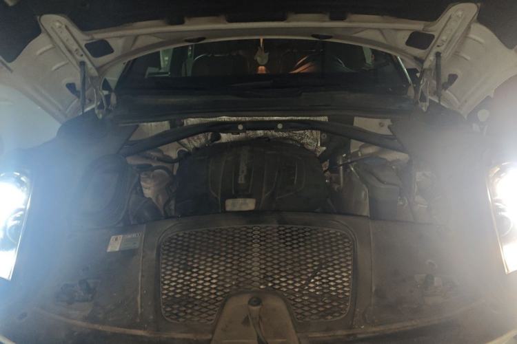 Used Porsche Macan 2014 Macan 2.0T Engine Bay