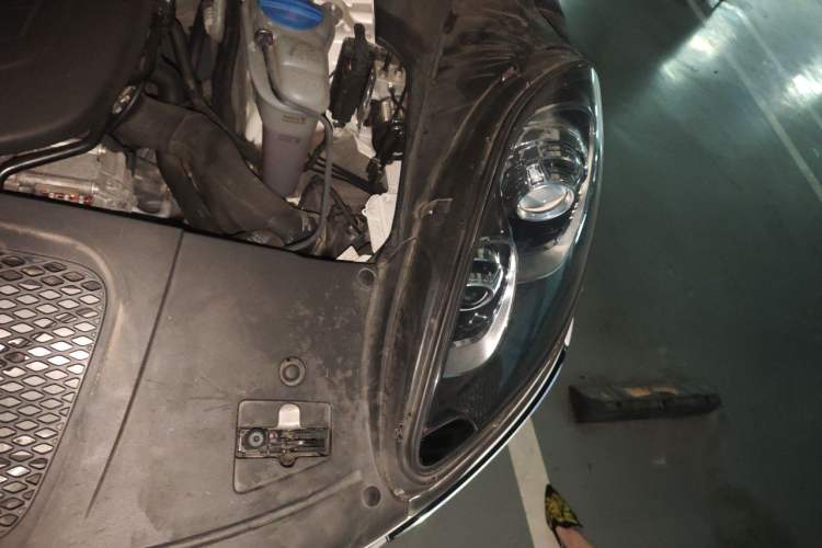 Used Porsche Macan 2014 Macan 2.0T Engine Bay Left