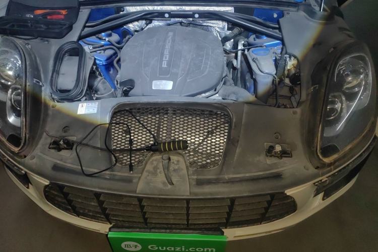 Used Porsche Macan 2014 Macan 2.0T Engine Bay