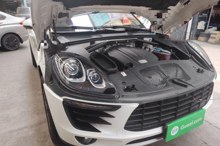Used Porsche Macan 2014 Macan 2.0T Engine Bay Right