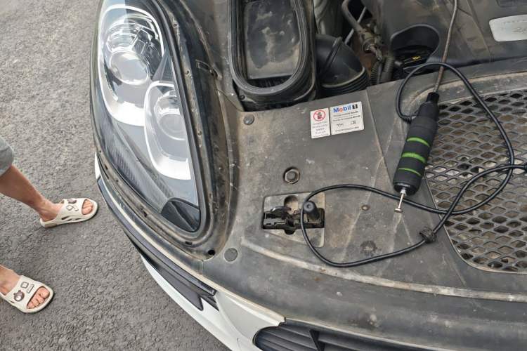 Used Porsche Macan 2014 Macan 2.0T Engine Bay Right