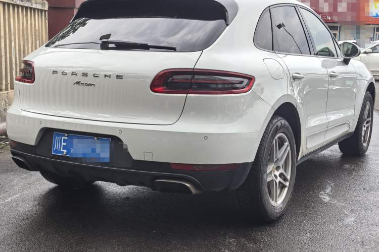 Used Porsche Macan 2014 Macan 2.0T Exterior 4