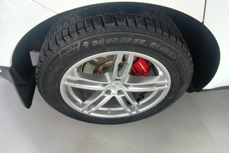 Used Porsche Macan 2014 Macan 2.0T Exterior 5