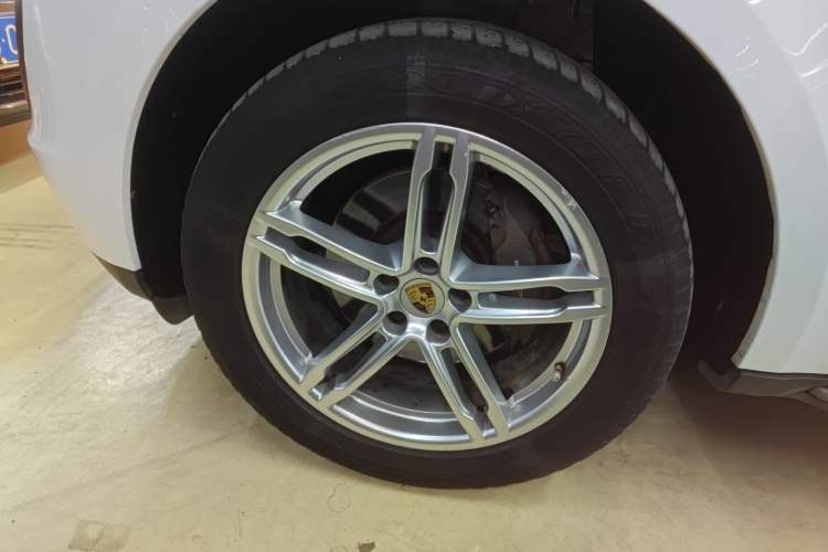 Used Porsche Macan 2014 Macan 2.0T Exterior 7