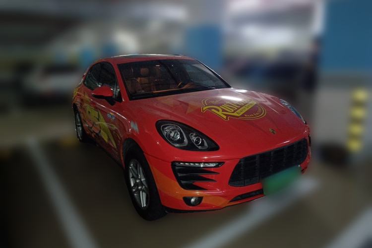 Used Porsche Macan 2014 Macan 2.0T Front Right 45 Deg