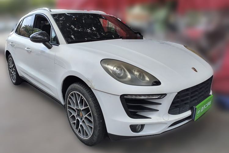 Used Porsche Macan 2014 Macan 2.0T Front Right 45 Deg