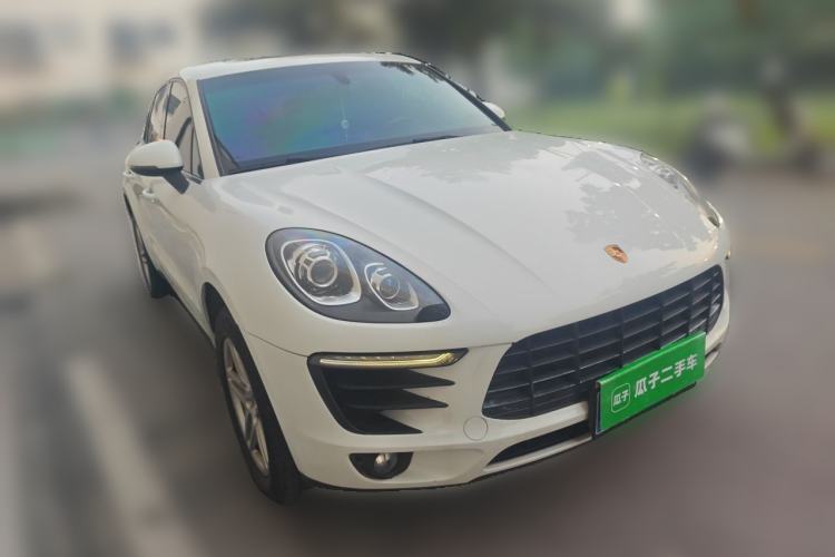 Used Porsche Macan 2014 Macan 2.0T Front Right 45 Deg