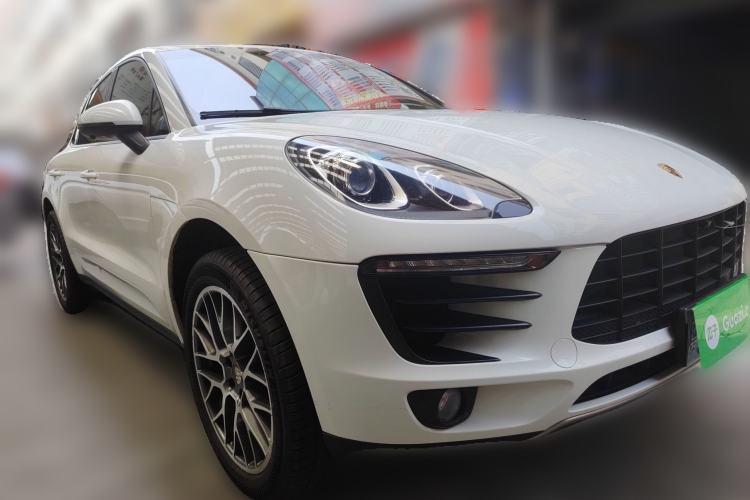 Used Porsche Macan 2014 Macan 2.0T Front Right 45 Deg