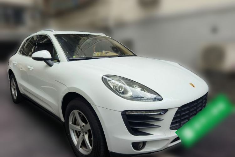 Used Porsche Macan 2014 Macan S 3.0T Front Right 45 Deg