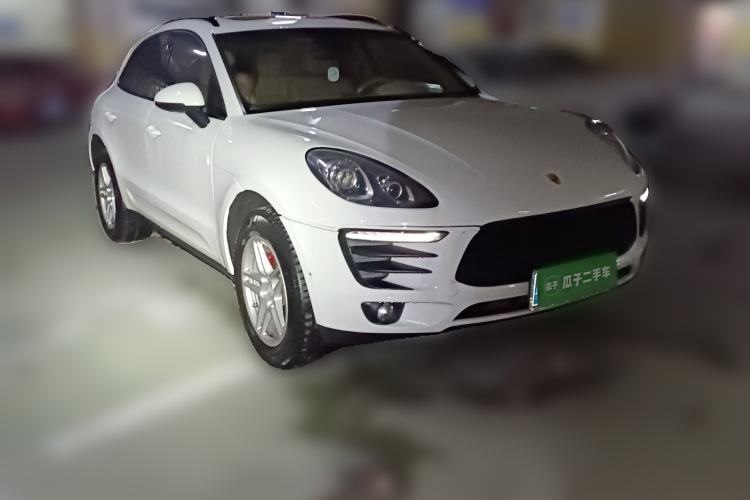 Used Porsche Macan 2014 Macan 2.0T Front Right 45 Deg