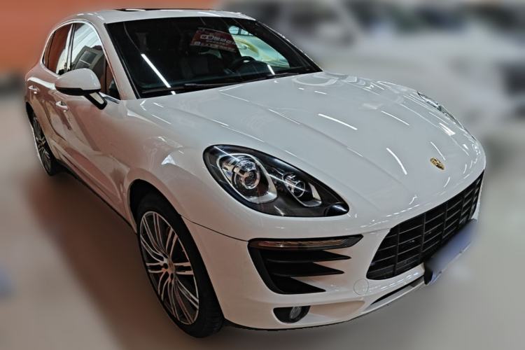 Used Porsche Macan 2014 Macan S 3.0T Front Right 45 Deg